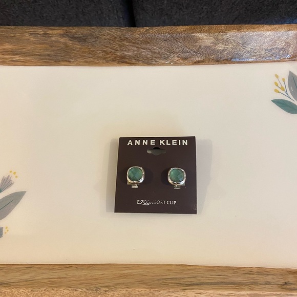Anne Klein Clip-on Large Silver Stud Earrings - Picture 4 of 5